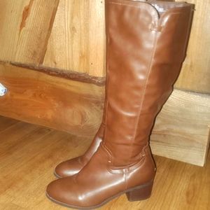 EUC brown knee high boots